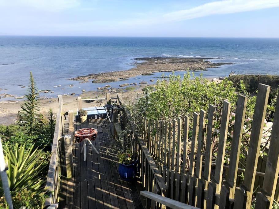 ליים ריג'יס Lyme Clifftop Hideaway מראה חיצוני תמונה